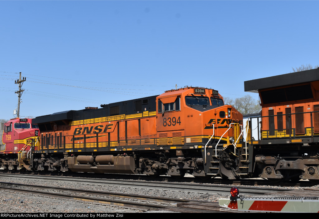 BNSF 8394